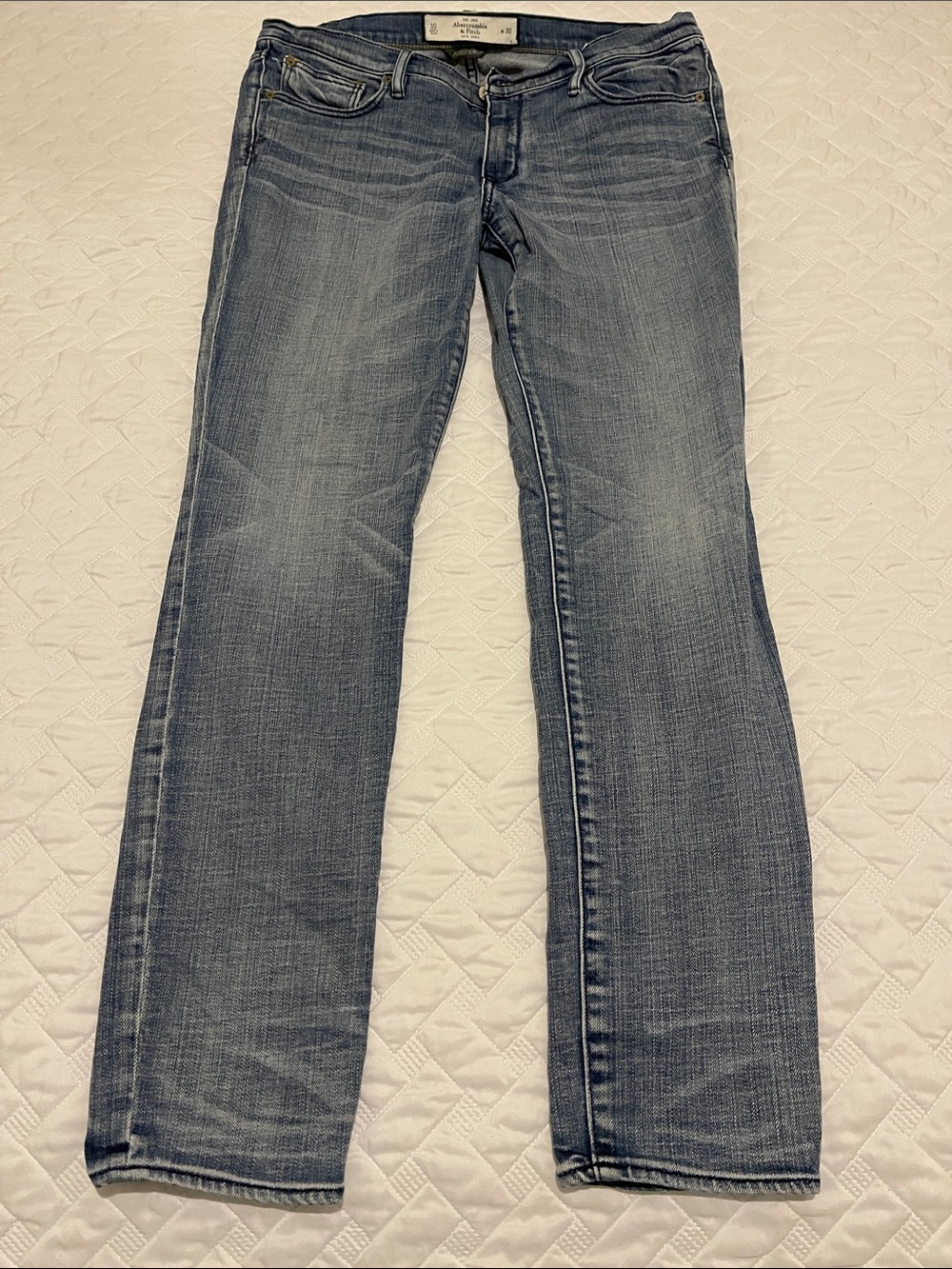 Abercrombie & Fitch Women's Straight Leg Jeans - Faded Blue